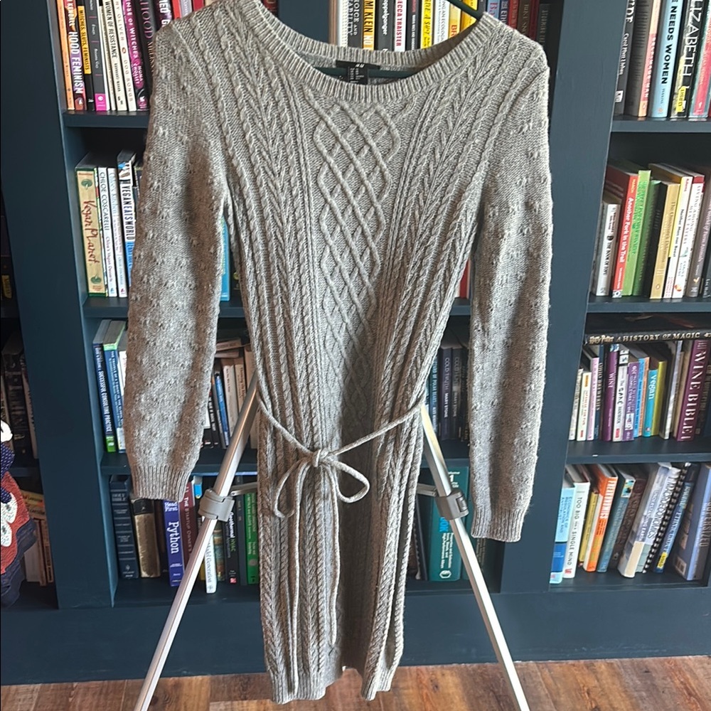 H&M Grey Long Sleeve Knit Dress